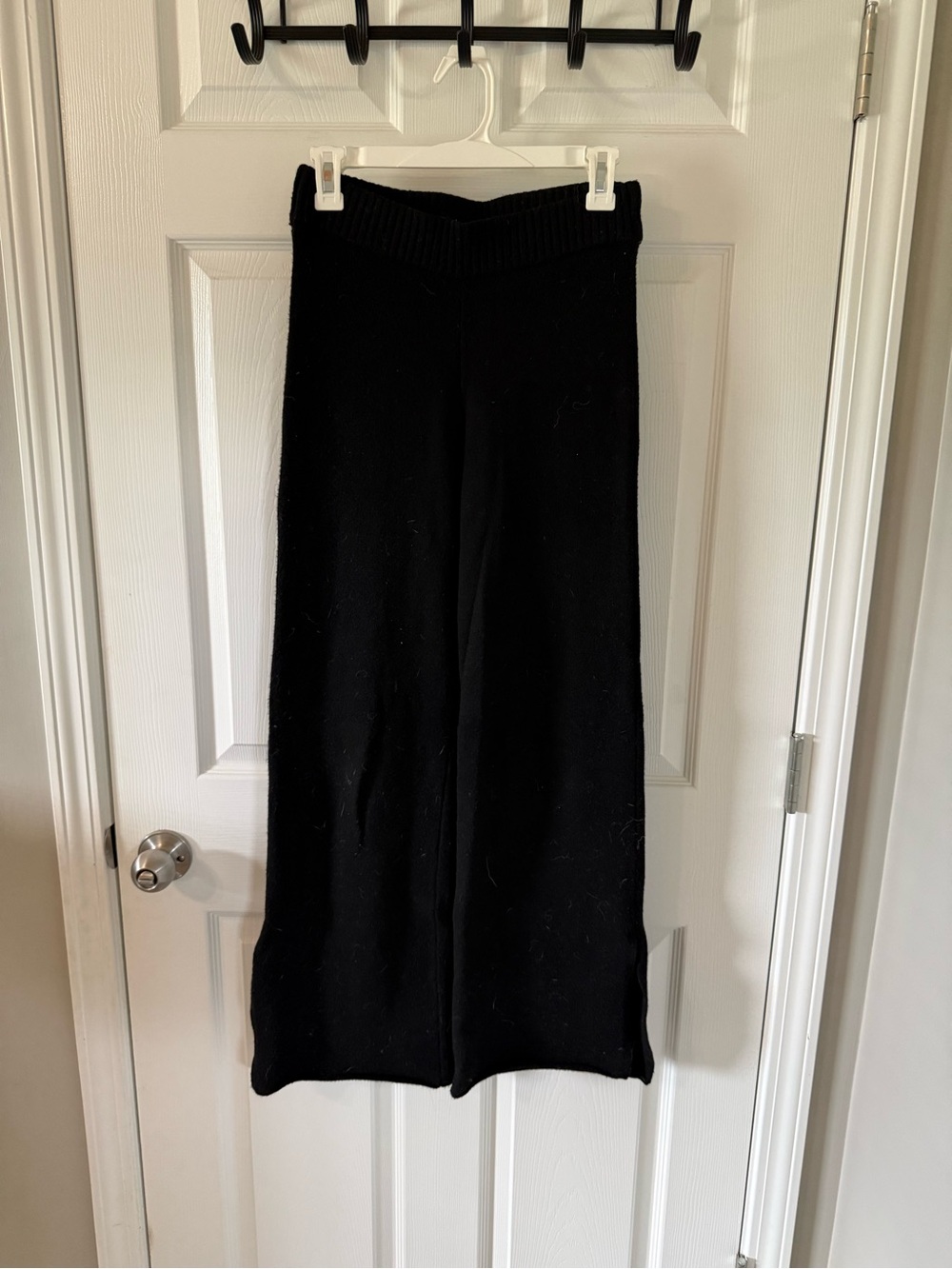 Gilly Hicks Black Ribbed Knit Pants